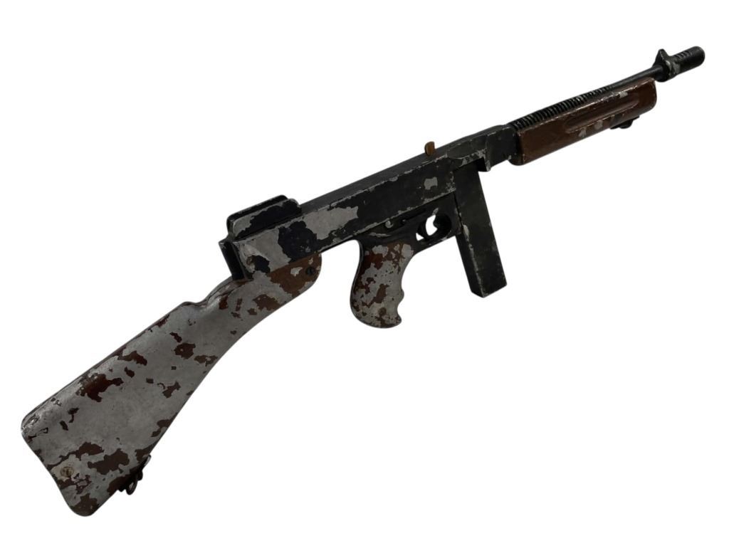 Kelly's Heroes (1970) prop machine gun, Hanlin lot 204